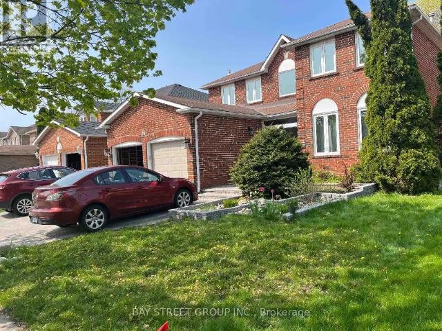 House for rent in Richmond Hill, Golden Horseshoe