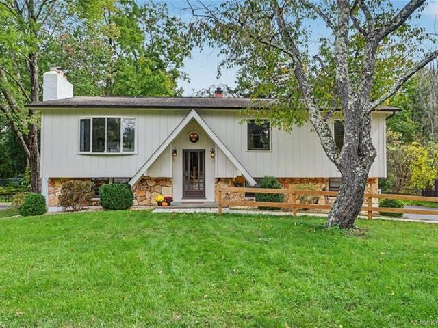 House for sale in Rochdale, City of Poughkeepsie