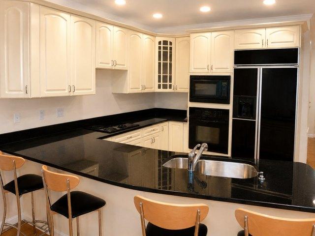 Townhouse for rent in Auburndale, Massachusetts
