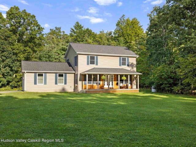 House for sale in Acra, New York