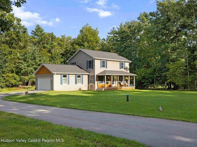 House for sale in Acra, New York