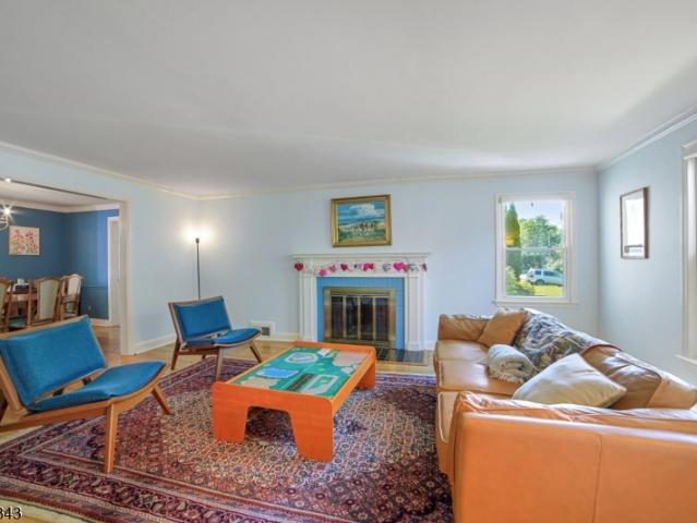 House for sale in Springfield, New Jersey