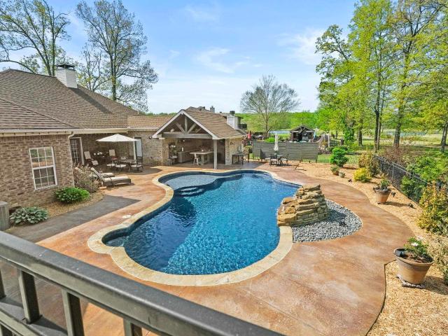 House for sale in Ark