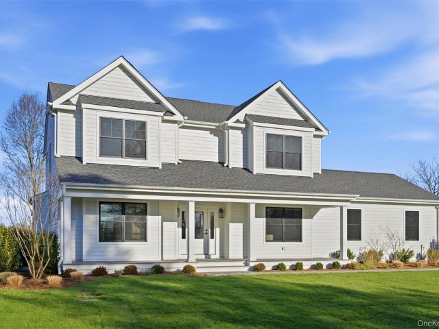House for sale in Jamesport, New York