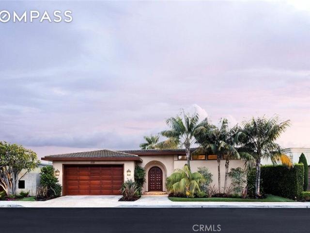 Townhouse for sale in Newport Beach