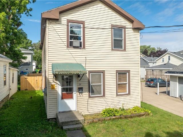 House for sale in Oswego, New York