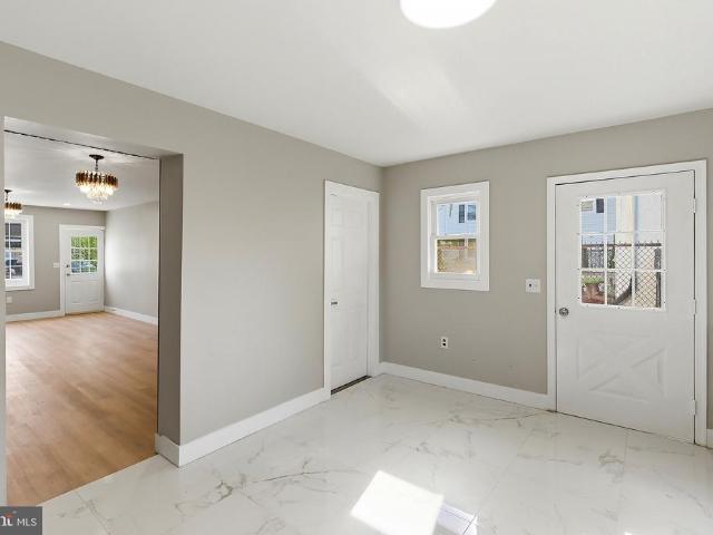 Townhouse for sale in Florence, New Jersey