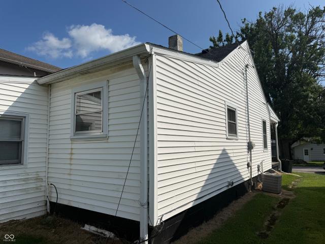 House for sale in Jamestown, Indiana