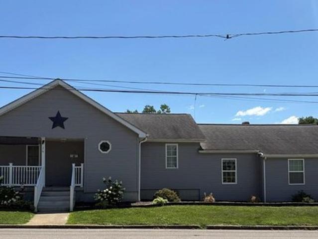 House for sale in Moundsville, West Virginia