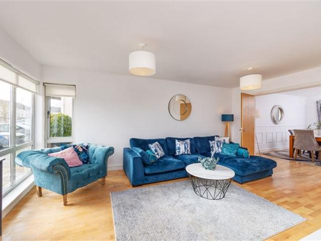 Detached House for sale in Malahide, North Tipperary