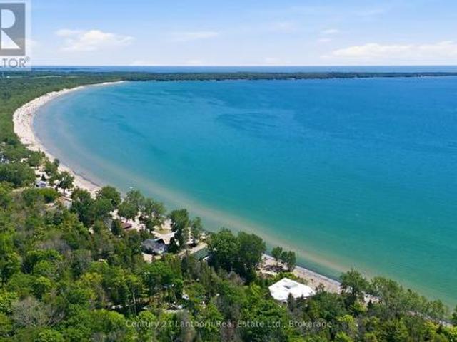 House for sale in Ontario