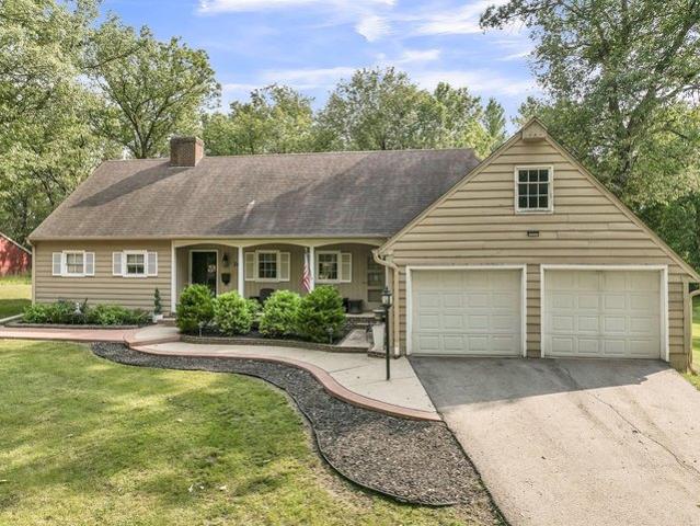 House for sale in Emmet, Iowa