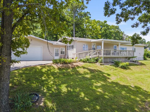 House for sale in Stone, Missouri