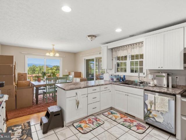 House for sale in Woodland Park, Luray