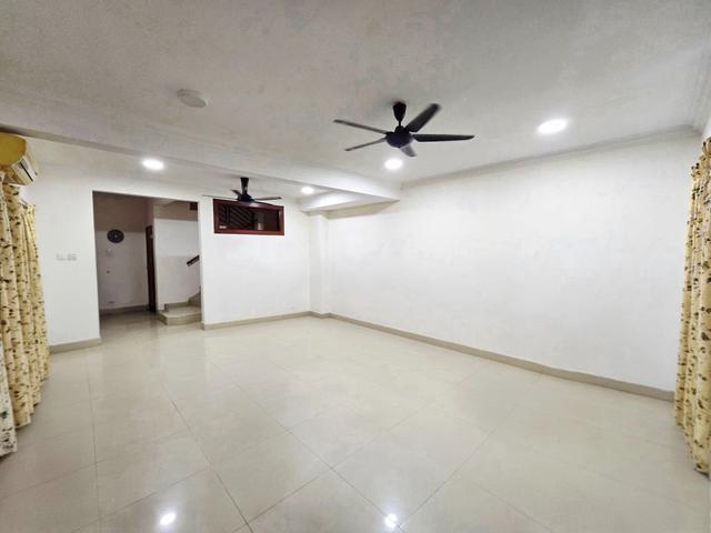 Terraced House for sale in Petaling, Subang Jaya