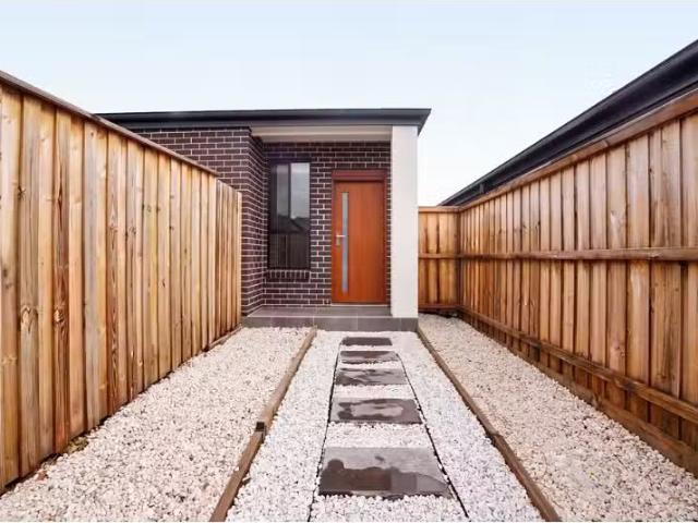 Apartment for rent in Airds, Sydney