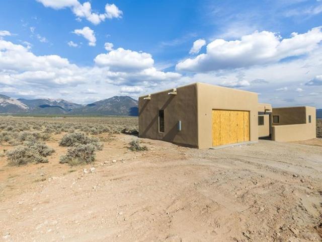 House for sale in New Mexico