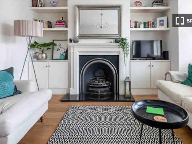 Apartment for rent in London Borough of Richmond upon Thames, Greater London