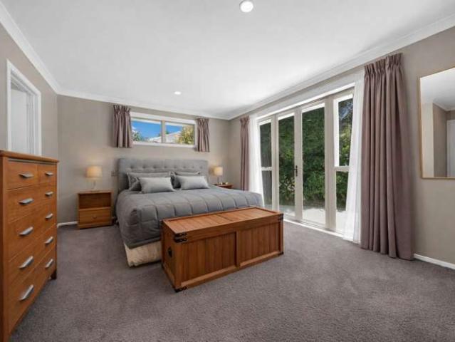 House for sale in Awhitu