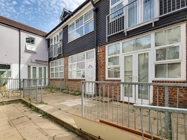 Apartment for rent in Worthing, West Sussex