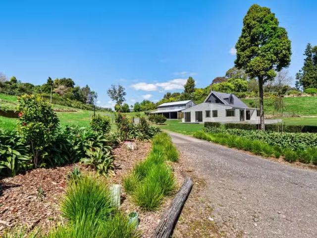 House for sale in Whakamarama, Bay Of Plenty