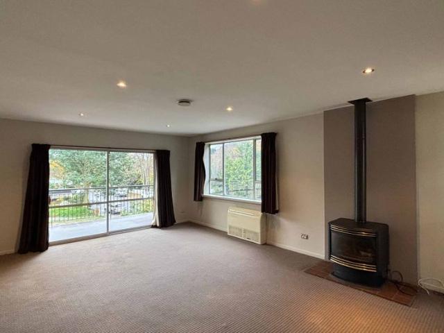 House for rent in Chaslands, Canterbury