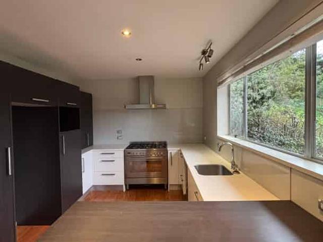 House for rent in Chaslands, Canterbury