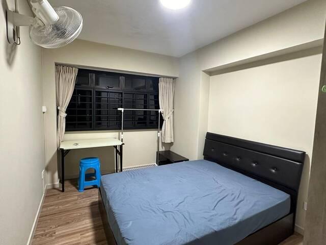 Room for rent in Telok Blangah