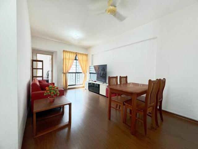 Apartment for rent in Telok Blangah