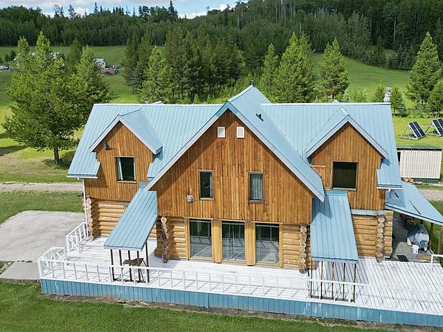 House for sale in Alberta