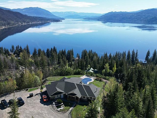 House for sale in British Columbia