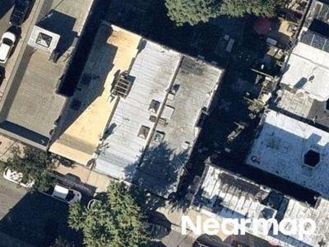 House for sale in Queens, Arverne
