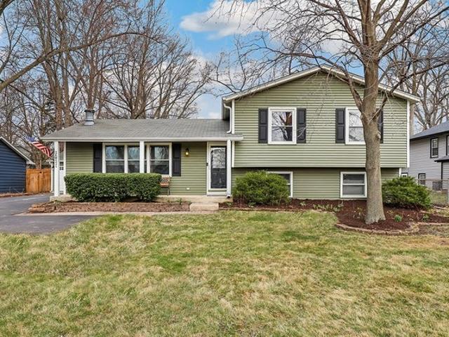 House for sale in Winfield, Illinois