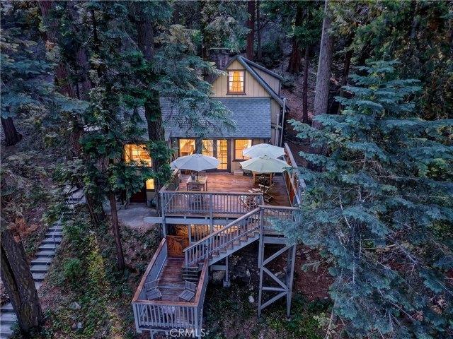 House for sale in Blue Jay, California