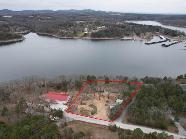 House for sale in Barry, Missouri