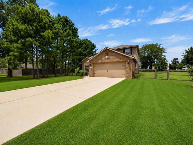 House for sale in Magnolia, Texas