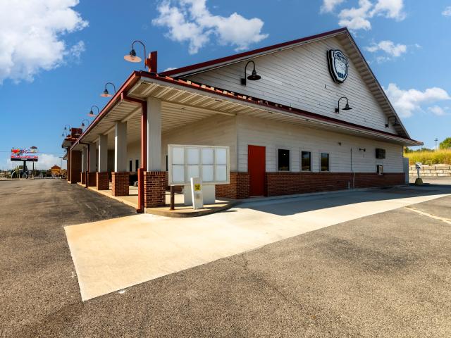 Commercial for sale in Marion, Williamson County