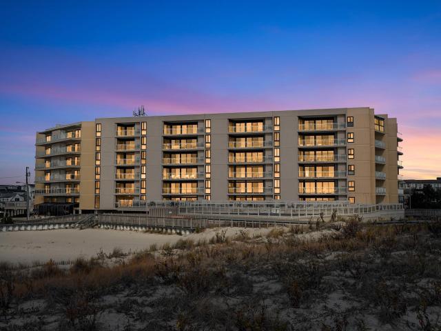Condo for sale in Longport, New Jersey