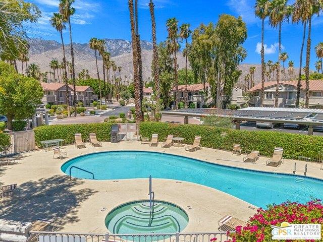 Condo for sale in Palm Springs, California
