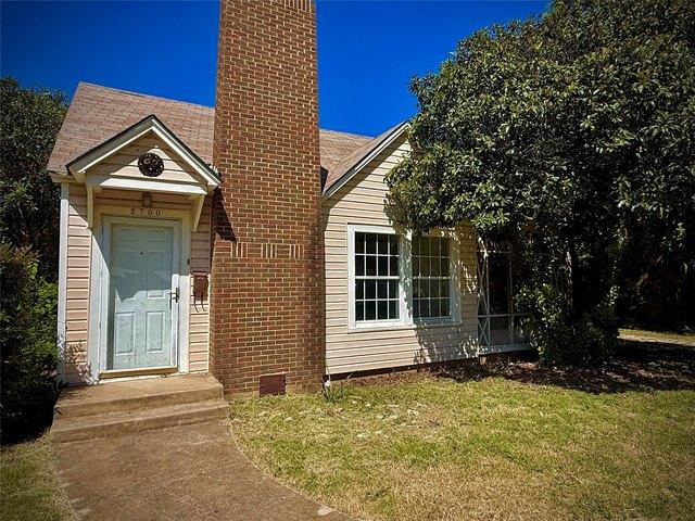 House for sale in Brownwood, Texas