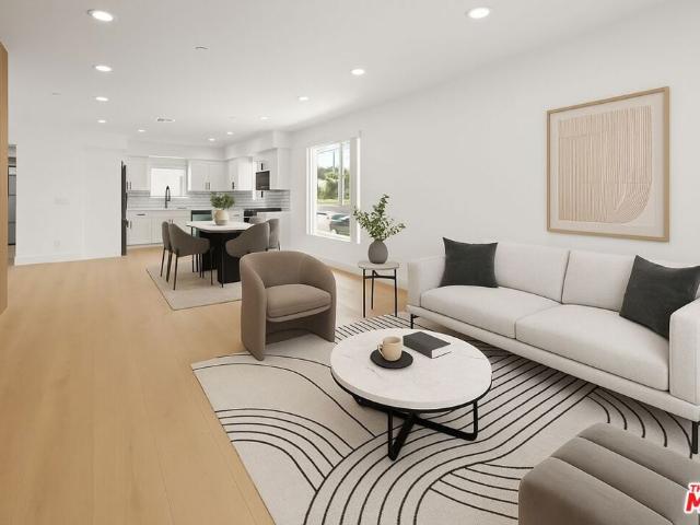Property for rent in Canoga Park, California