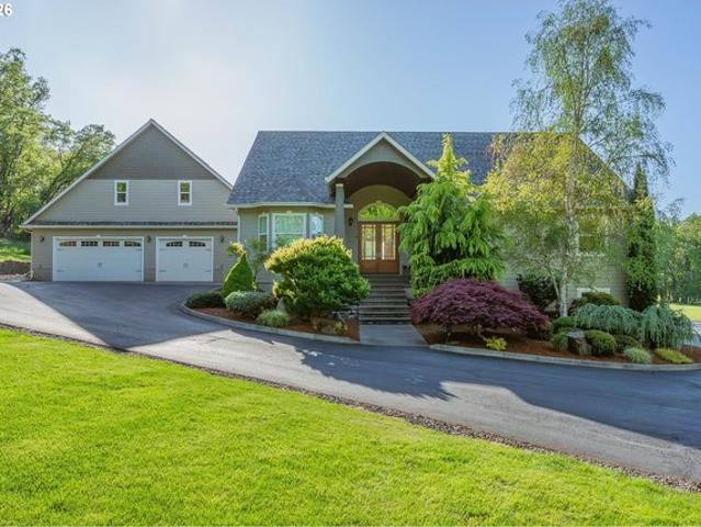 House for sale in Oregonia