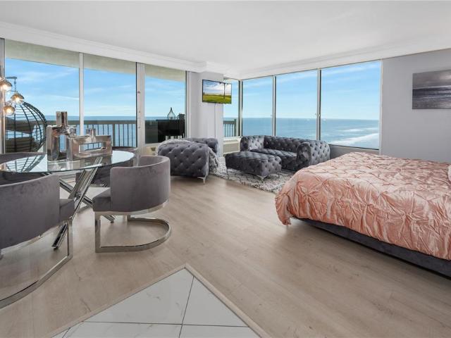 Condo for sale in Daytona Beach, Florida