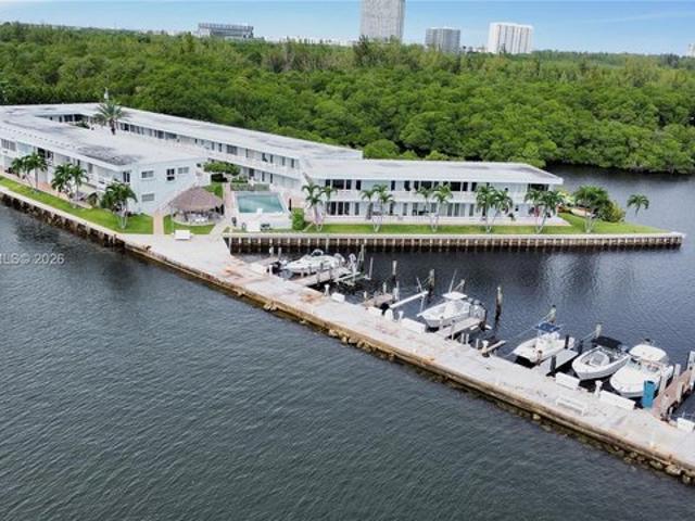 Condo for sale in North Miami, Florida