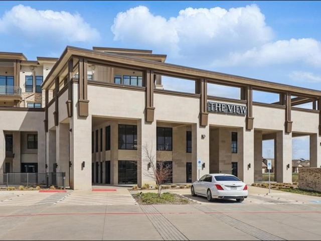 Condo for sale in Carrollton, Texas
