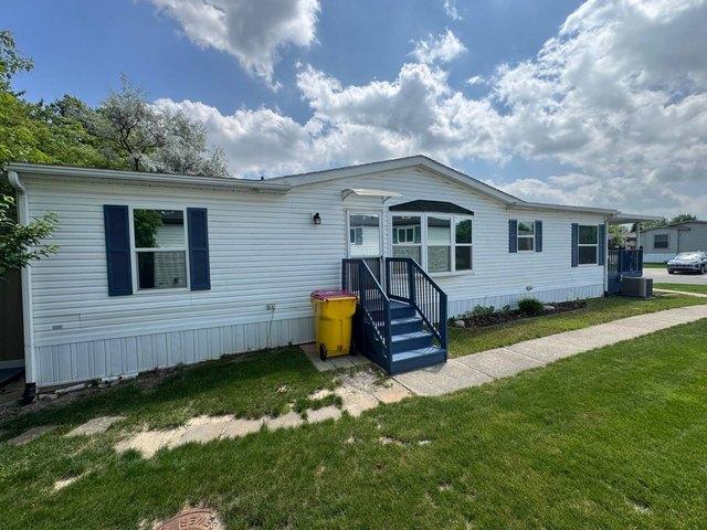 House for sale in Auburn Hills, Michigan