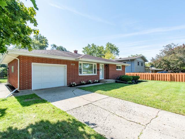 House for sale in Waukegan, Lake County