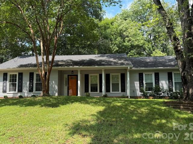 House for sale in Mecklenburg, North Carolina