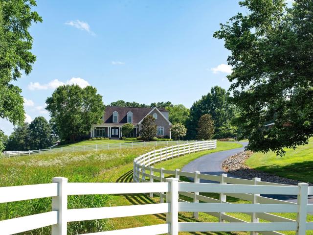 Farm for sale in Tennessee