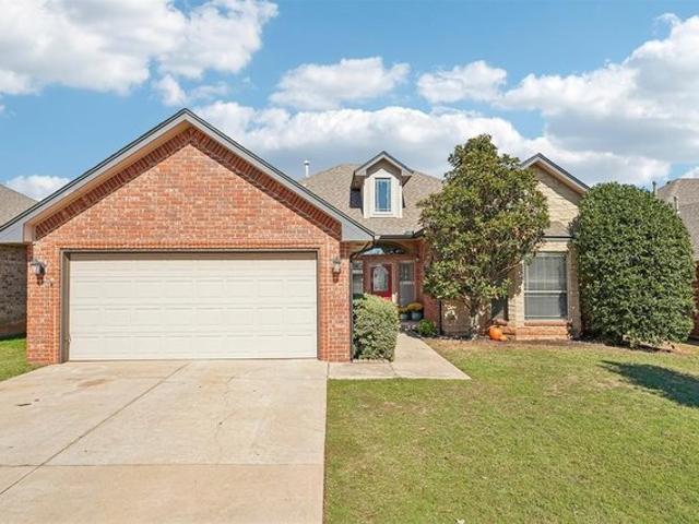 House for sale in Moore, Cleveland County